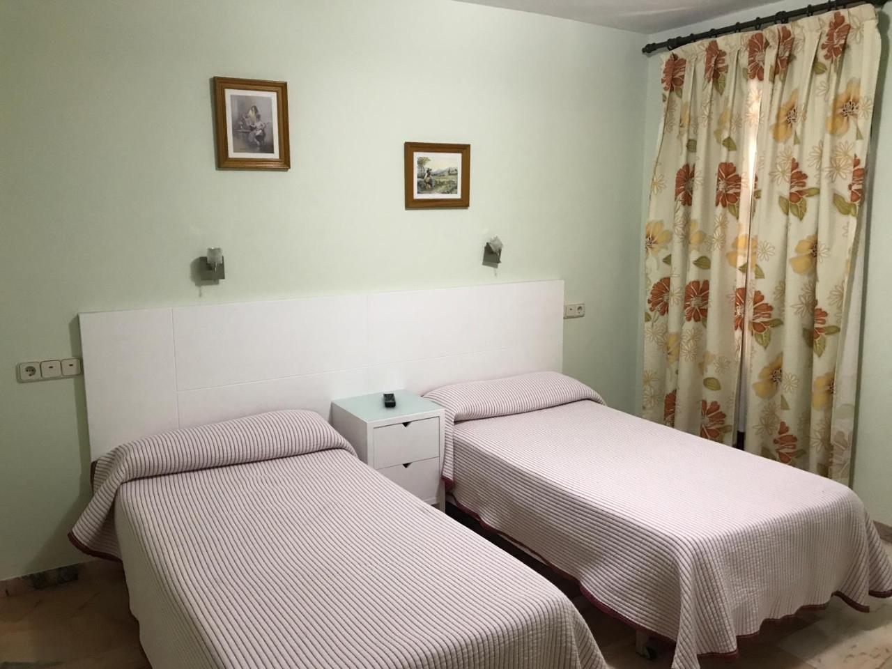 Hostal Rio De Oro Alcalá la Real Zewnętrze zdjęcie